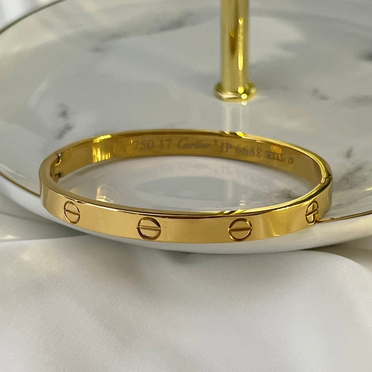 Celine Love Bangle - 18k Gold Plated | anti tarnish | waterproof