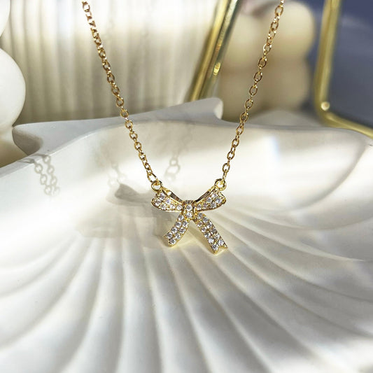 Bow necklace - 18k gold plated | anti tarnish | waterproof