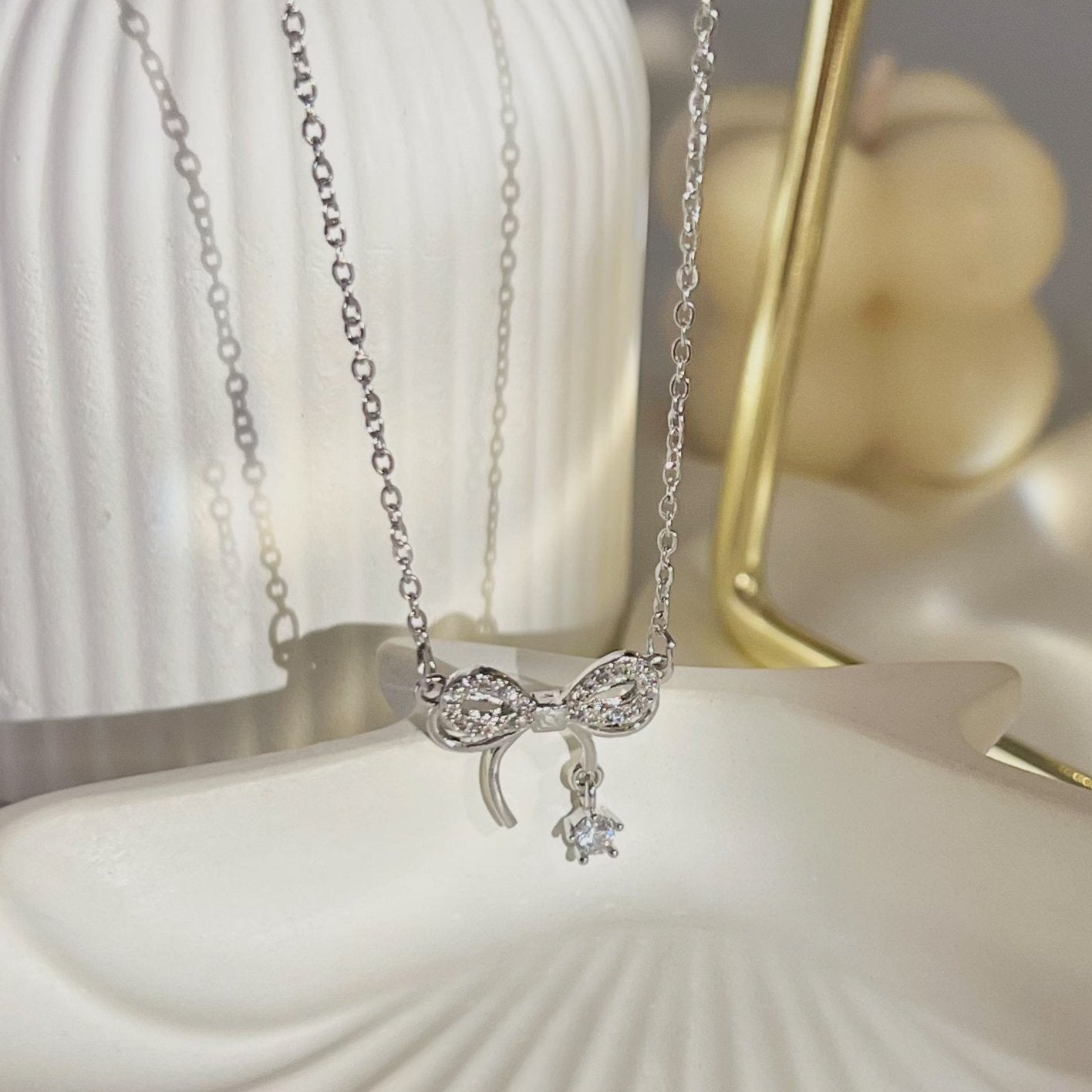 Belle Necklace